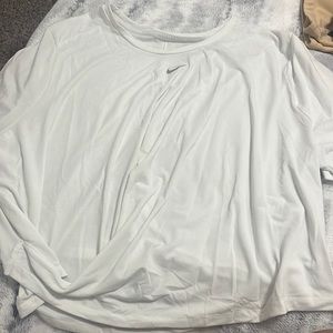 NIKE Top